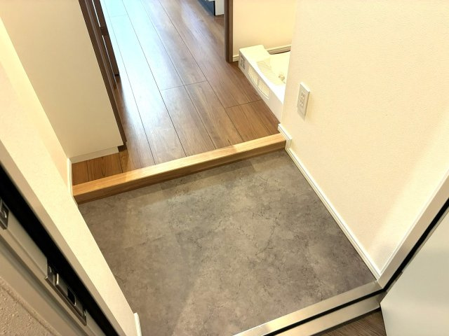 【玄関】 | ジェノヴィア南鳩ヶ谷
