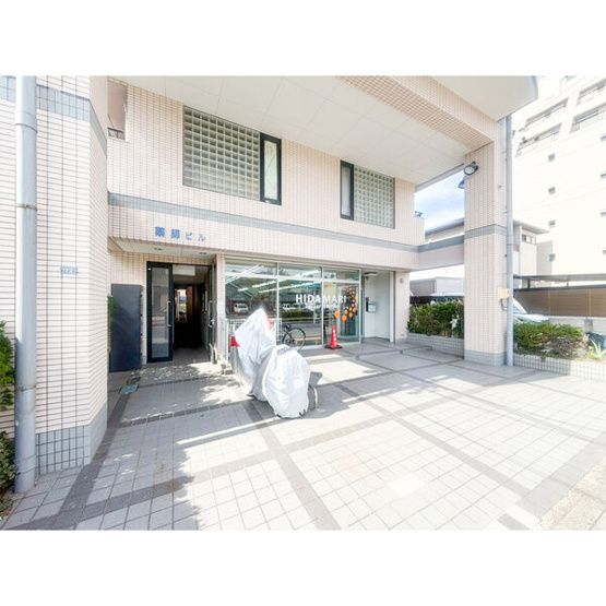 【エントランス】 | 薬師ビル