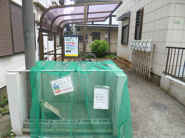 ピアレス船橋のロビー|専用ゴミ置場