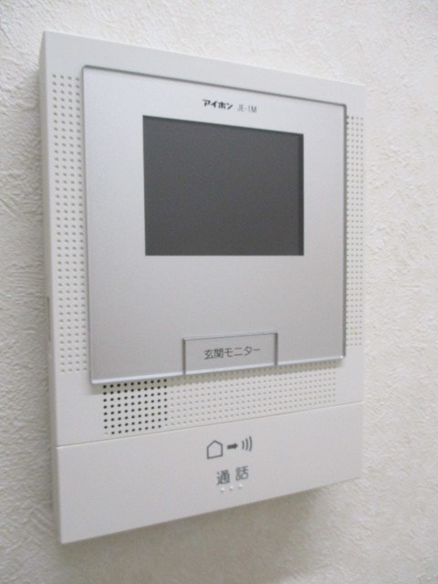 ピアレス船橋のセキュリティ|一人暮らしに嬉しいTVモニター付インターフォン