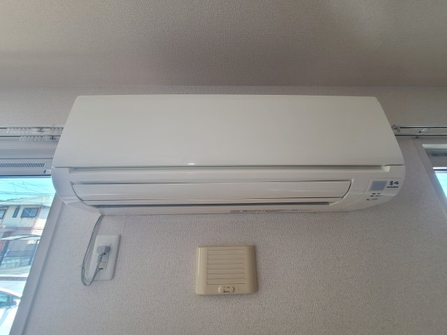レディーバードの設備|LDK　15.1帖　エアコン