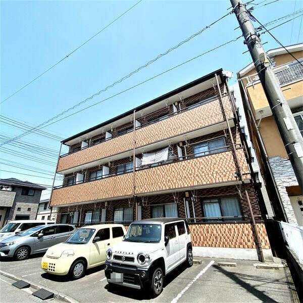 相模原市緑区西橋本１丁目の賃貸マンションの外観