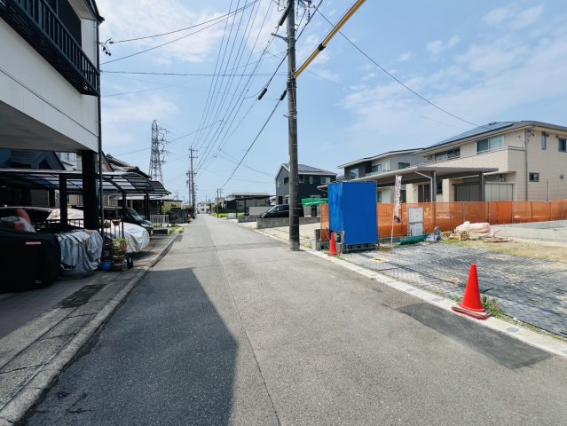 半田市大松町2丁目29番1、29番2、29番3『仲介手数料無料』新築一戸建て・建売の前面道路含む現地写真