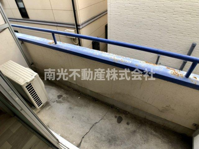 ラフィーネ小若江　（旧）アベニュー藤のバルコニー