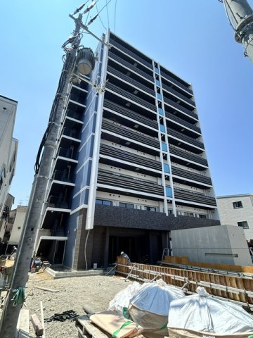 IW RESIDENCE大阪CREST TAPPの外観
