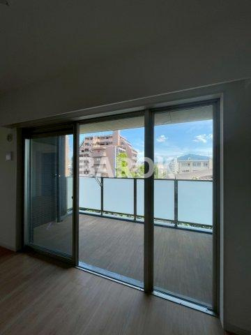 福岡市城南区茶山６丁目の賃貸マンションのバルコニー