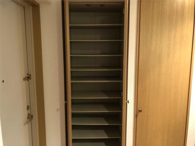 【玄関】プチ・ルミエ