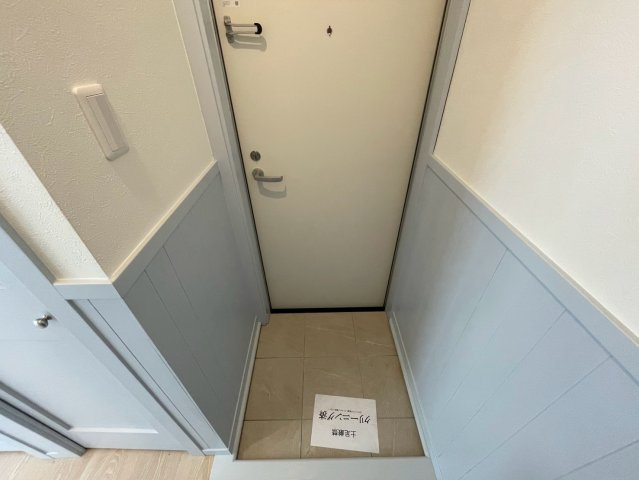 プリマ元町の玄関