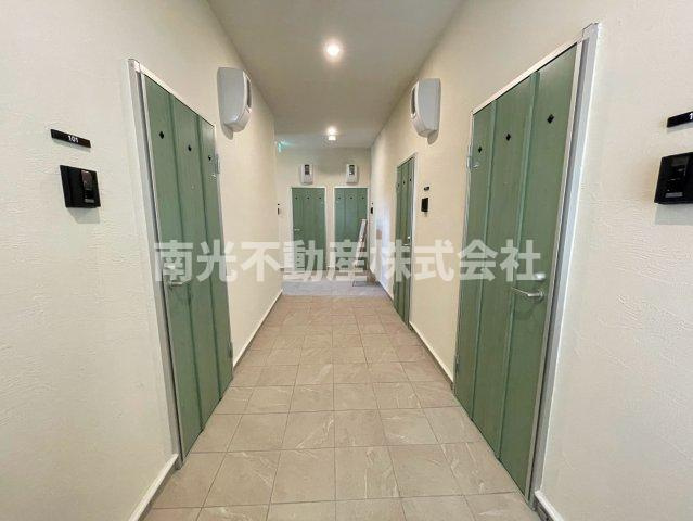 プリマ元町のロビー