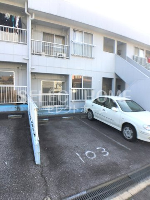 【駐車場】 | シャンピア馬乗Ａ棟 | 駐車場があるので、車を買う予定の方も安心です
