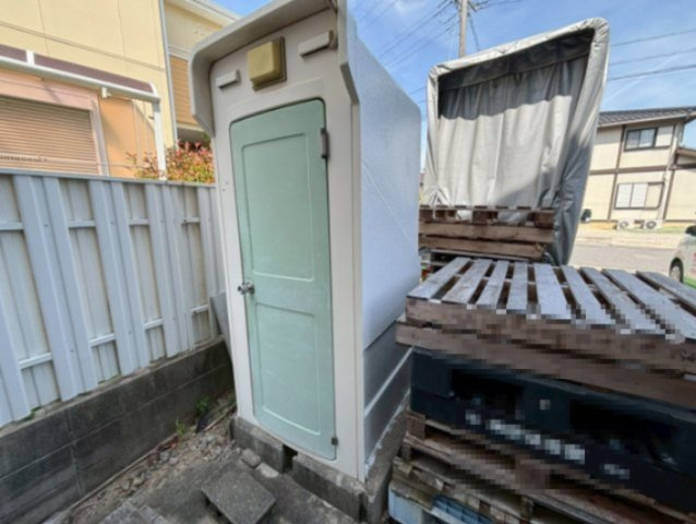 安城市桜井町城阿原　貸倉庫のトイレ