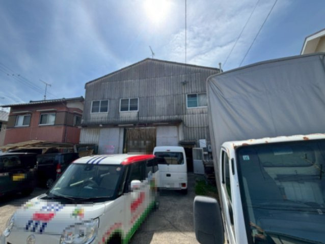 安城市桜井町城阿原　貸倉庫の外観