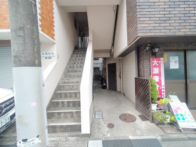 【エントランス】 | 小高ビル