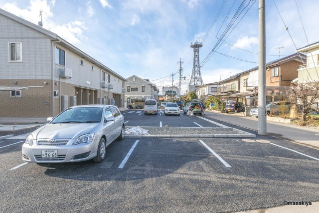 メルベーユ東中野　Ⅱの駐車場