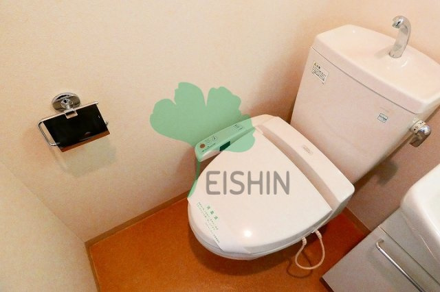 No.54 Wes-PROJECT博多駅南(No.54 ダブリューズプロジェクト54)のトイレ|清潔感のあるトイレです。
