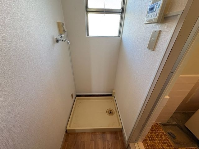 第１エトウビルの玄関