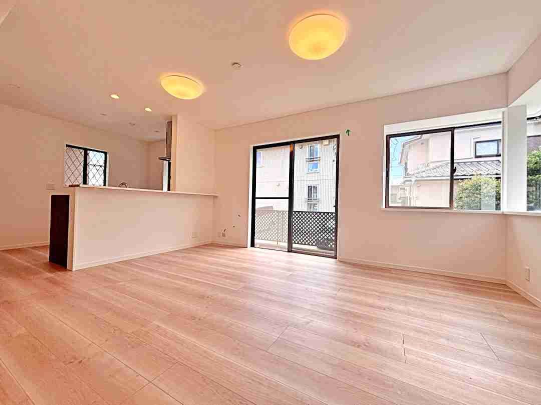  藤沢市大鋸戸建の居間・リビング