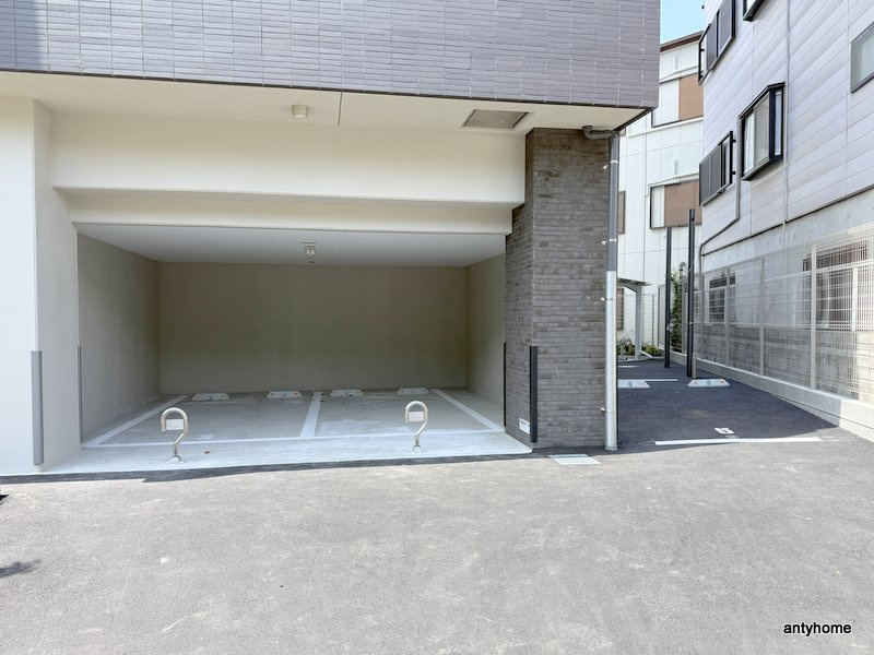 エスリードレジデンス ザ・グラン都島ノア　仲介手数料無料の駐車場