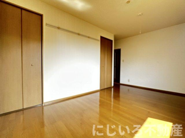 クレールメゾンAの居間・リビング