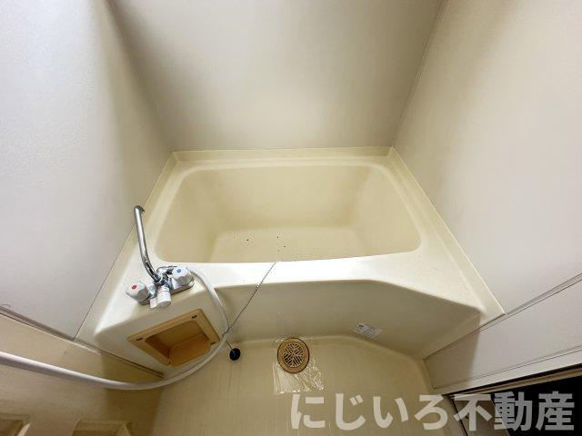 クレールメゾンAの浴室