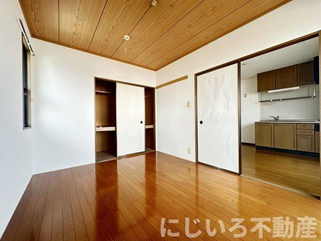 クレールメゾンAの居間・リビング