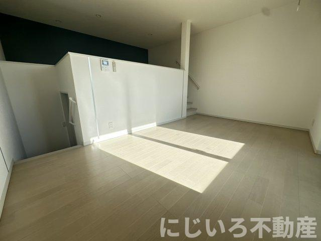ハピネス宮倉の居間・リビング