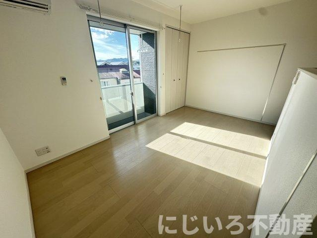 ハピネス宮倉の居間・リビング