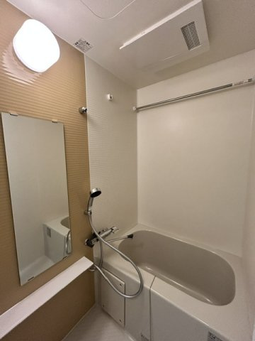 IW RESIDENCE大阪CREST TAPPの浴室