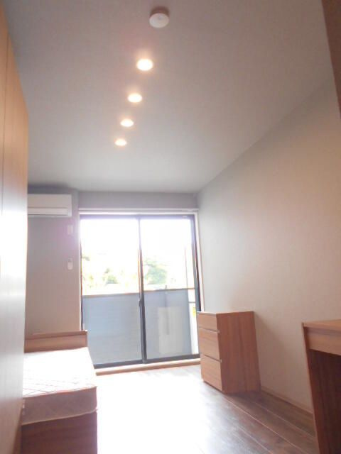 Ｌｉｇｅｒｅ南行徳Ｅａｓｔの居間・リビング