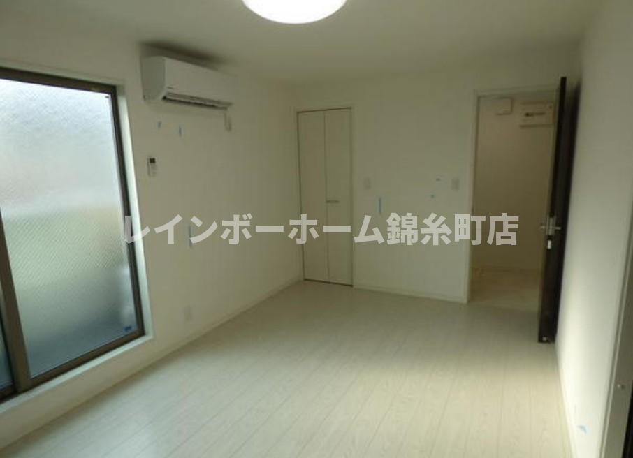 草加市吉町５丁目のアパートの内装