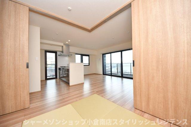ライブスクエア小倉駅オーシャンテラス508号の和室