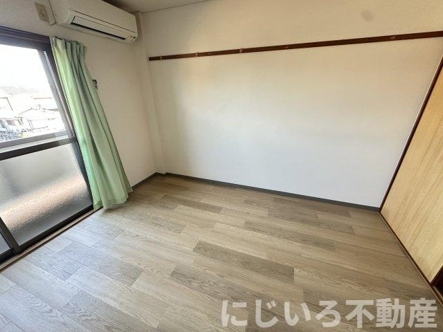 ハイツマーチⅡの居間・リビング