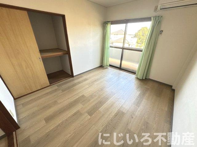 ハイツマーチⅡの居間・リビング