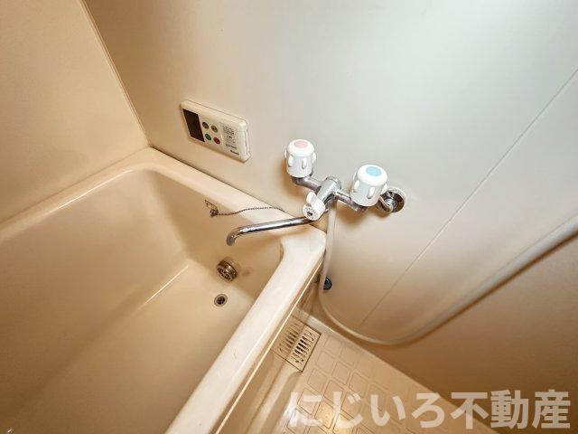コーポかねきよの浴室