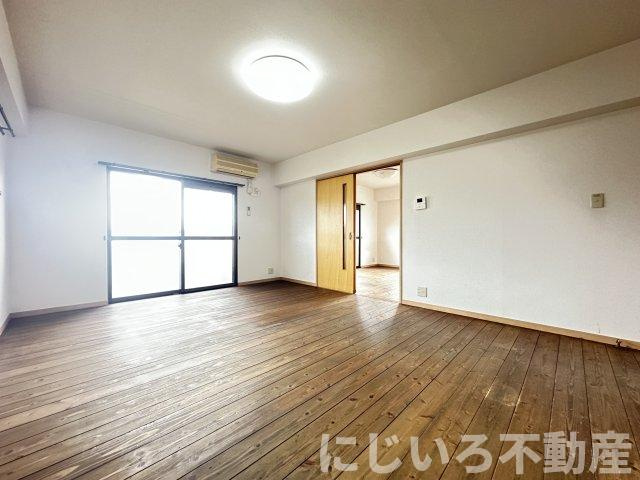 コーポかねきよの居間・リビング