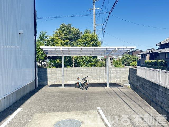 ピース・スクエア羽ノ浦ⅡBの駐車場