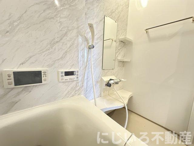 サニースクエア宝田の浴室