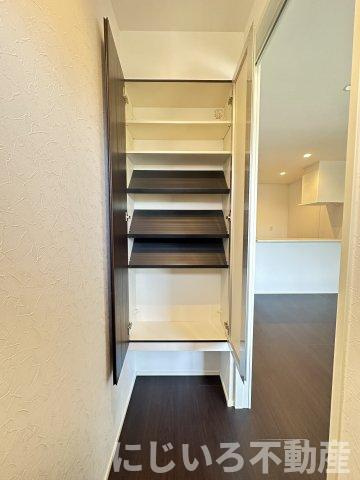 サニースクエア宝田の収納