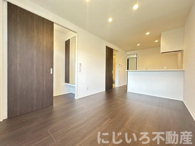 サニースクエア宝田の居間・リビング