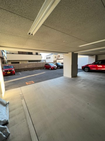 シグナス　名古屋市賃貸　仲介手数料無料の駐車場