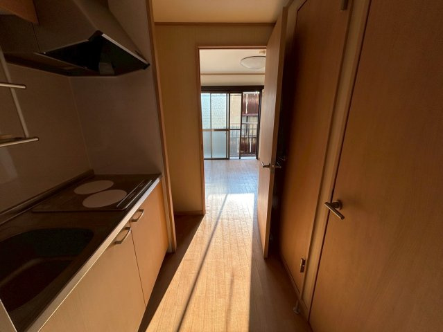 グリーンマンションの内装