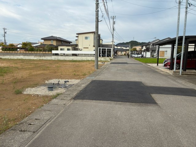 福井市木田3丁目　売地③の前面道路含む現地写真