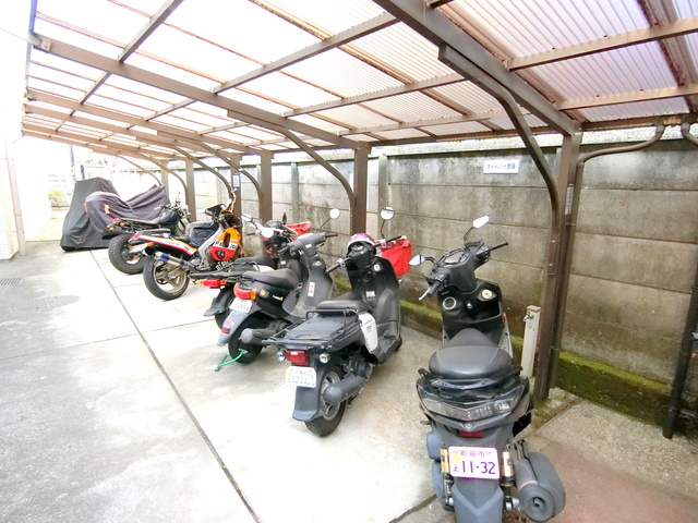 日神パレス永福町のその他共用部分|★バイク駐輪場★