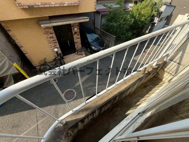 高柳2丁目戸建　賃貸のバルコニー|開放的で明るい空間を演出してくれるバルコニーです