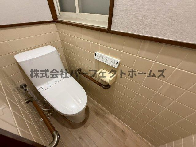 高柳2丁目戸建　賃貸のトイレ|コンパクトで使いやすいトイレです