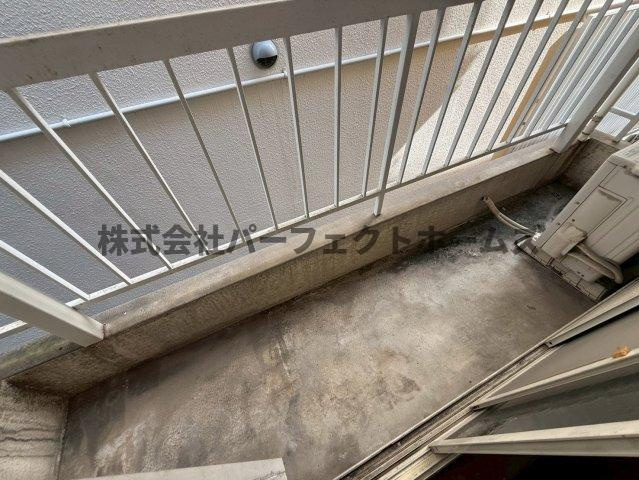 高柳2丁目戸建　賃貸のバルコニー|開放的で明るい空間を演出してくれるバルコニーです