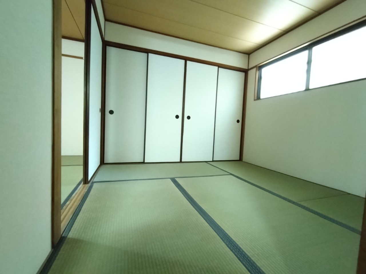 上田辺マンションの居間・リビング