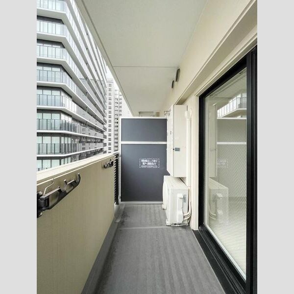 S-RESIDENCE神戸元町のバルコニー