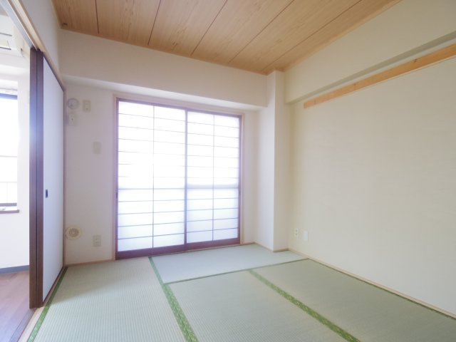 サニーハイツ村野の内装