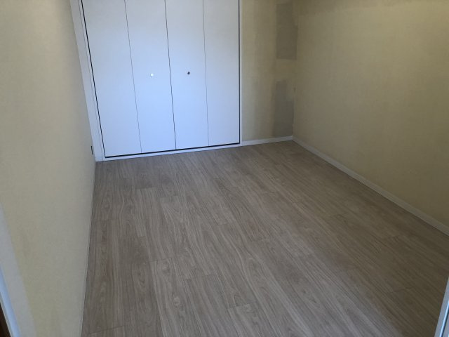 ソサエティギャレリアの洋室